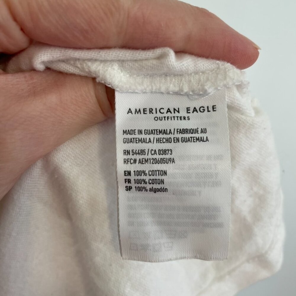 AMERICAN EAGLE Smiley Company Keep Smiling Oversized Graphic Tee White Floral M - Picture 12 of 16